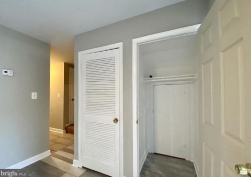 4645 Charlton Ct, Woodbridge VA  22193-3000 exterior