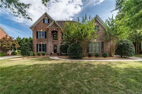 12681 Lindrick Ln, Charlotte, NC 28277-6631