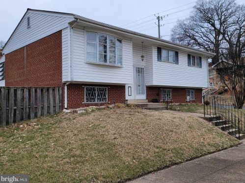420 47th St, Washington, DC 20019-4643