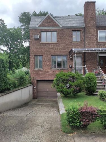 1766 Seminole Ave, Bronx, NY 10461-1808