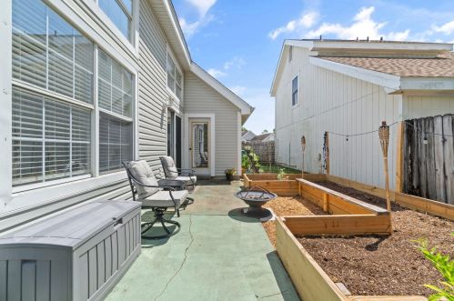 1927 Patrician Way, Fort Walton Beach FL  32547-1036 exterior