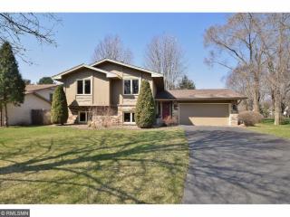 5645 Pascal St, Saint Paul, MN 55126-8587