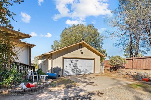 401 Powell Ridge Rd, Oroville CA  95966-8544 exterior