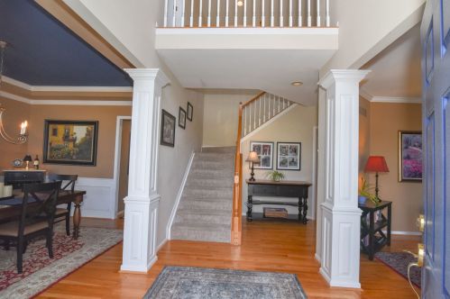 869 Ashridge Ct, Covington, KY 41018-2977