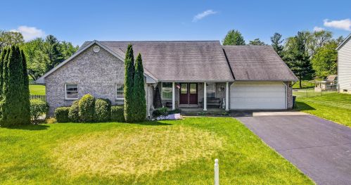 2593 Karok Dr, London OH  43140-9021 exterior