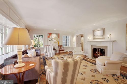 4310 42, Washington DC 20016-4613 exterior