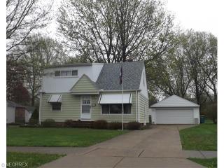 5335 Karen Isle Dr, Willoughby, OH 44094-4353