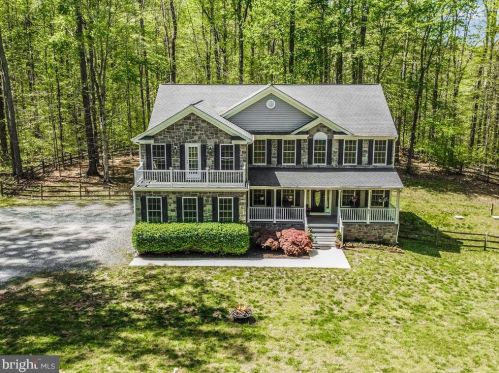 60 Kinsley Ln, Fredericksburg VA  22406-4089 exterior