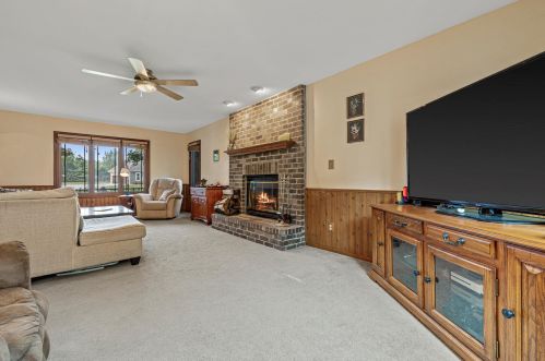 4958 Bayfield Dr, Waterford WI  53185-3376 exterior