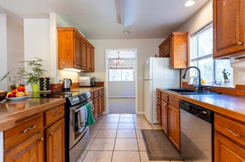 17155 Oscar Dr, Grass Valley CA  95949-7220 exterior