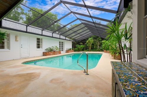 3 Riverside Cir, Ormond Beach FL  32176-6538 exterior