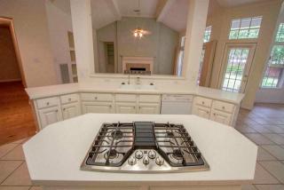 1135 Wellshire Dr, Katy TX  77494-6181 exterior