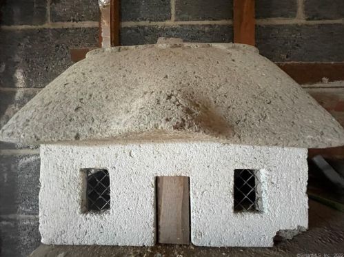 581 Maple St, Litchfield CT  06759-2105 exterior