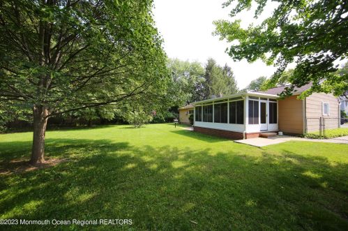 93 Poricy Ln, Tinton Falls NJ  07701-5312 exterior