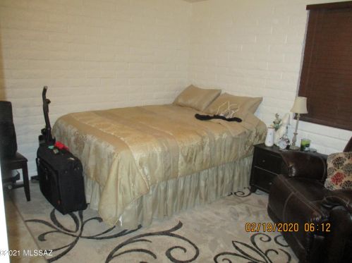 4860 Prudence Rd, Tucson AZ 85730-4318 exterior