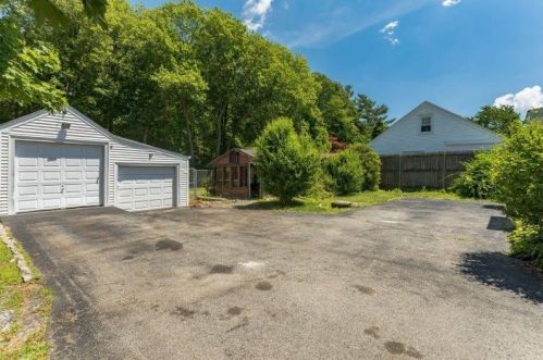 6 Reservoir Ave, Providence RI  02907-3430 exterior