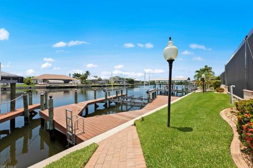 2810 43rd St, Cape Coral, FL 33914-6003