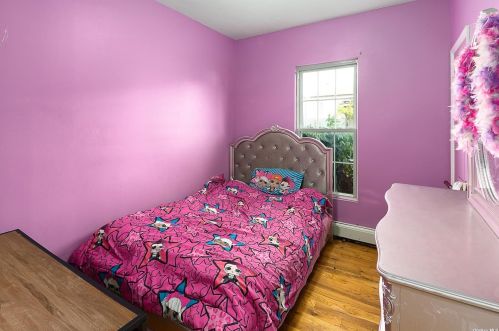 456 Beach 46th St, Far Rockaway NY  11691-1114 exterior