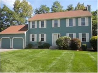 2 Swallow Ln, Nashua NH  03063-2821 exterior