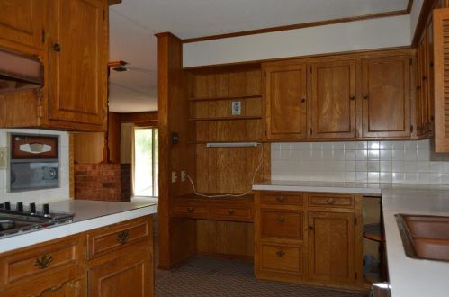 2511 Burnett Dr, Greenville TX  75402-7331 exterior