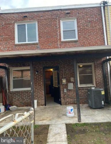 318 Cranston Ave, Boothwyn, PA 19061-4311