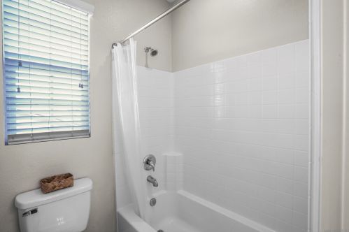 27270 Dayton Ln, Temecula CA  92591-4455 exterior