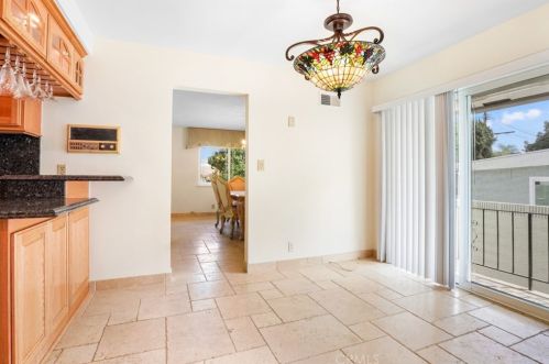 8411 Ives St, Paramount CA 90723-4441 exterior