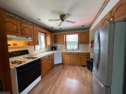 14 4th St, Wantage NJ  07461-2512 exterior