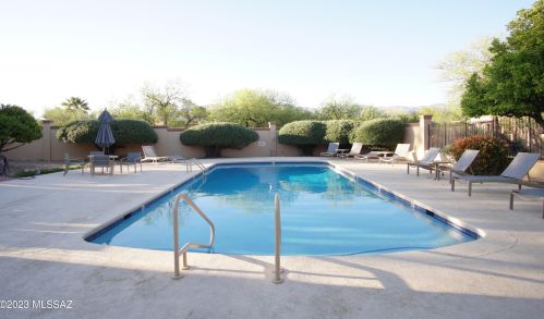 7204 Camino Vecino, Tucson AZ 85715-3418 exterior