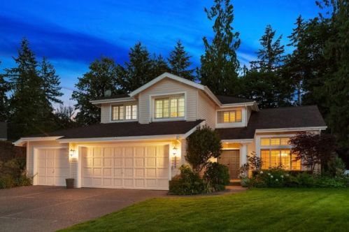 33045 43rd Pl, Lake Joy, WA 98014-8702