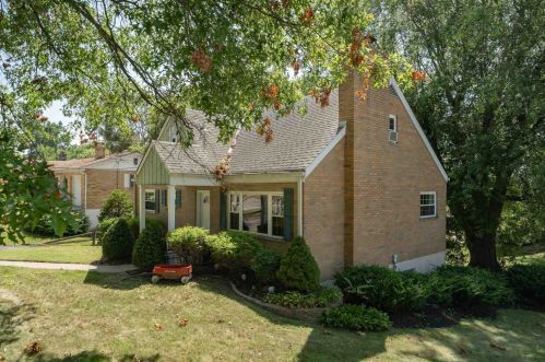 5228 Winters Ln, Newport, KY 41076-5712