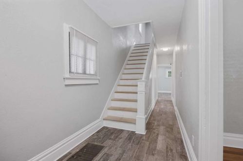 322 Crane Ave, Pittsburgh, PA 15216-3932