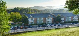 501 Shadowood Dr, Nashville TN  37205-4656 exterior