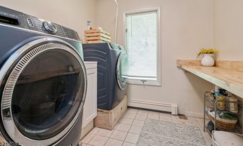 11 Kearny Dr, Wantage NJ  07461-3928 exterior