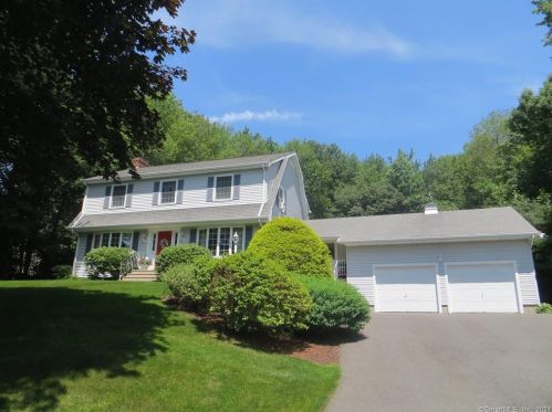 65 Woodbridge Ln, Litchfield, CT 06787-1050