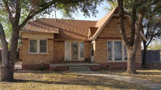 725 Kansas Ave, Midland TX  79701-3245 exterior
