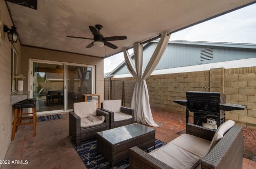 16814 31 Ave, Phoenix AZ 85009-4846 exterior