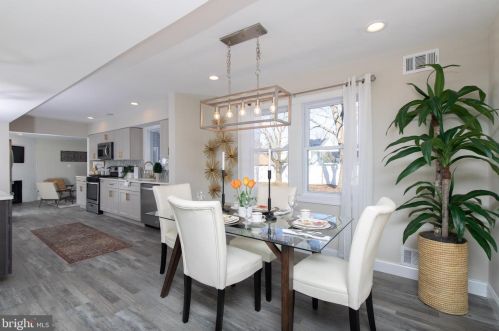 125 Applewood Dr, Auburn NJ 08085-1559 exterior