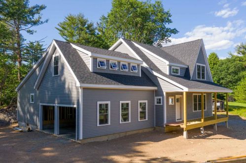 96 Pioneer Rd, Rye, NH 03870-2117