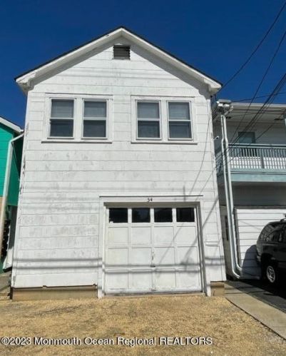 54 Fremont Ave, Pelican Island, NJ 08751-2134