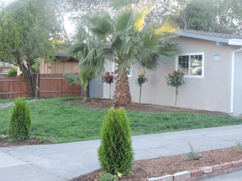6577 Melrose Dr, North Highlands CA  95660-4378 exterior