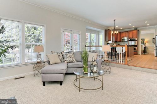 14286 Chalfont Dr, Haymarket VA  20169-2632 exterior