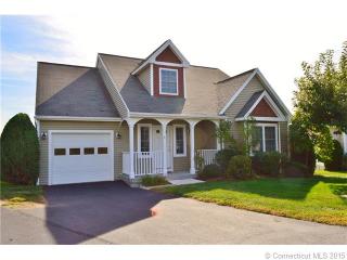 6 Early Dawn Cir, Bloomfield CT  06002-5005 exterior