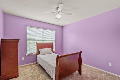 6001 Sun Ray Dr, Denton TX  76208-6823 exterior