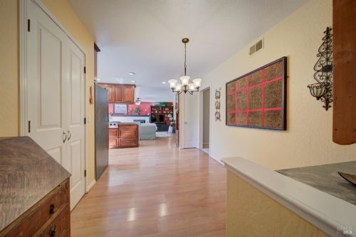 430 Willamette Dr, Vacaville CA  95688-4228 exterior