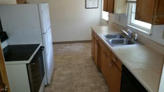 1840 Elaine Dr, Manhattan KS  66502-3305 exterior