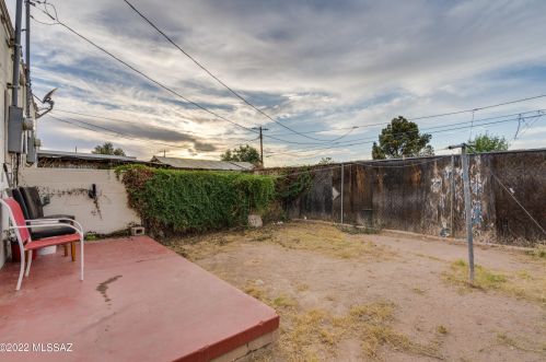 208 Palmdale St, Tucson AZ  85714-1439 exterior