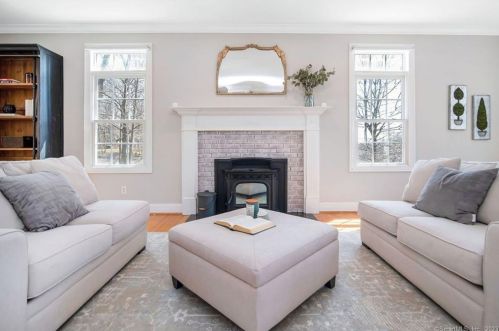 33 Blue Heron Dr, East Hampton CT  06424-1368 exterior