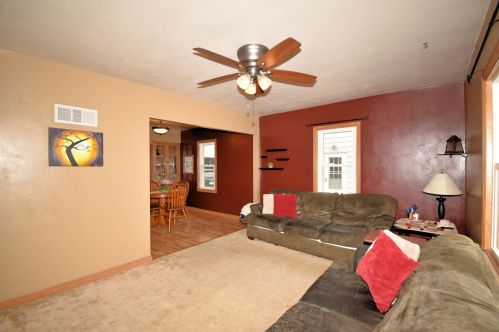 627 Midland Ave, West Bend, WI 53090-2509