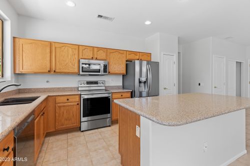 16375 Windcrest Dr, Sun City AZ  85374-4948 exterior